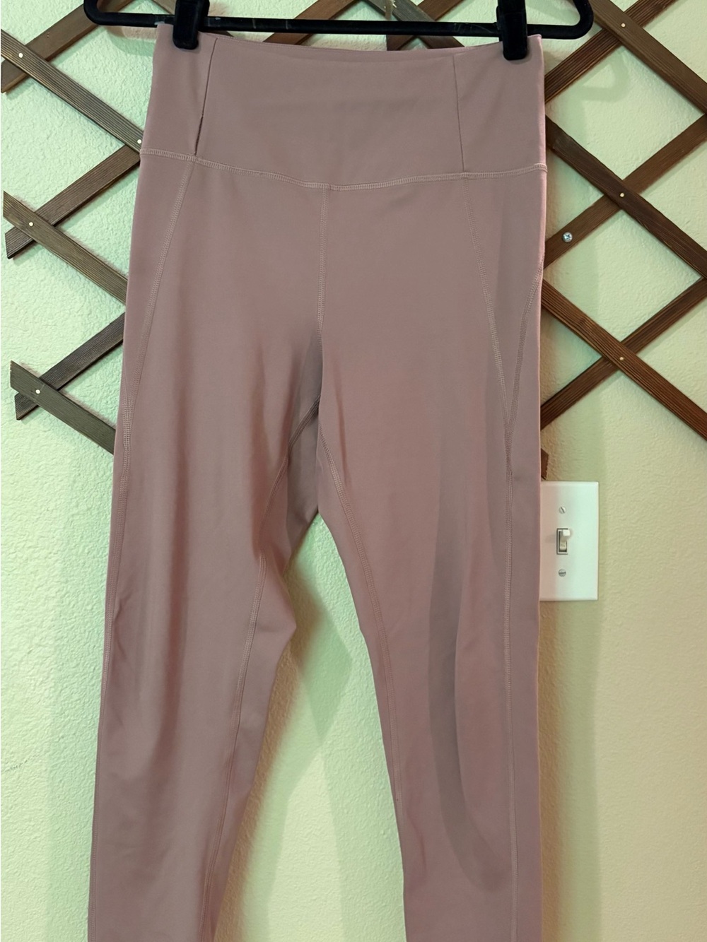 Mauve High-Waist Active Leggings